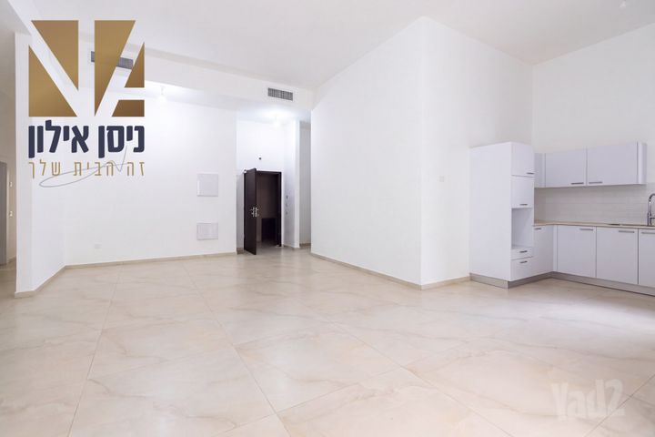 דירת גן, המרכז השקט / מרכז העיר, פתח תקווה
