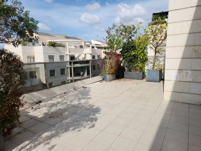 Tel Aviv-Yafo, Israel 6