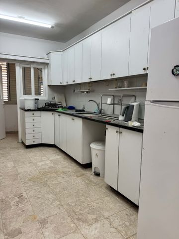 Givatayim, Israel 5