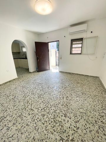 Tel Aviv-Yafo, Israel 3