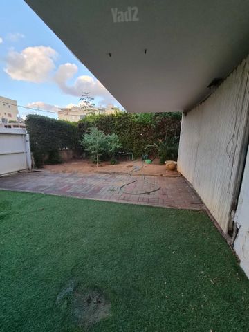 Petah Tikva, Israel 7