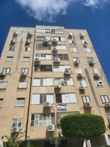 Tel Aviv-Yafo, Israel 11