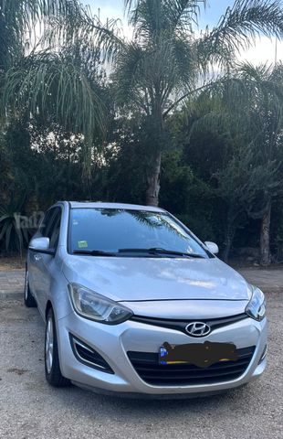 מודעת רכב יונדאי i20