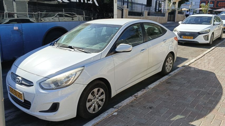 מודעת רכב יונדאי אקסנט i25