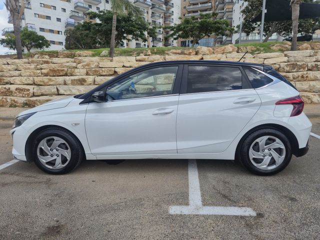מודעת רכב יונדאי i20