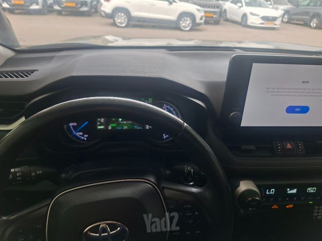 מודעת רכב טויוטה RAV4