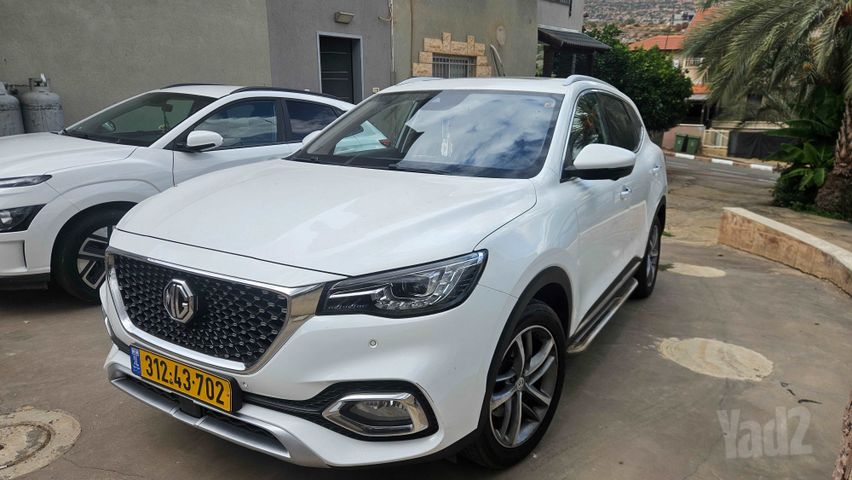 מודעת רכב אם ג'י EHS PHEV