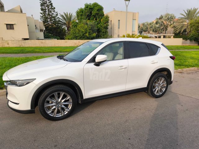 מודעת רכב מאזדה CX-5