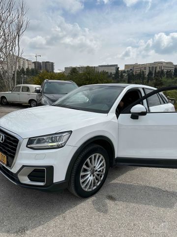 מודעת רכב אאודי Q2