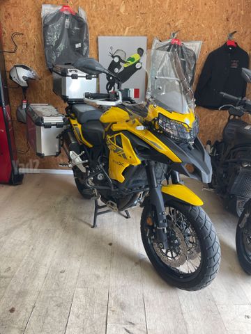 מודעת רכב בנלי TRK502X