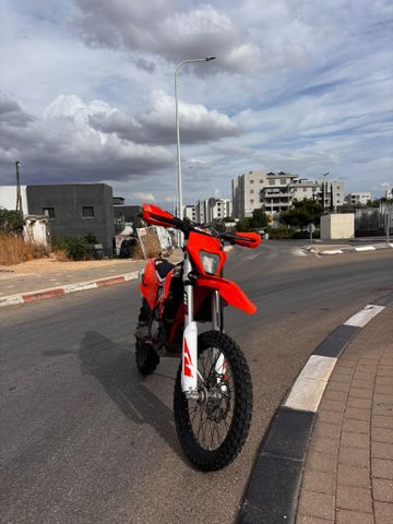 מודעת רכב KTM MX SX 350-F
