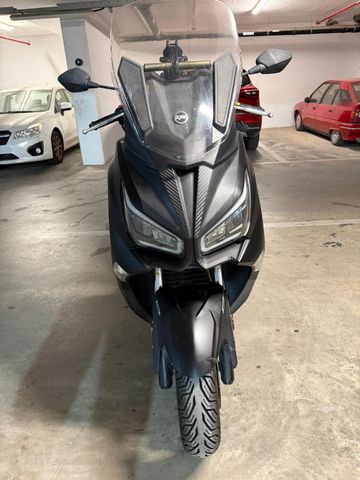 מודעת רכב סאן יאנג ג'וי-מקס Z-250