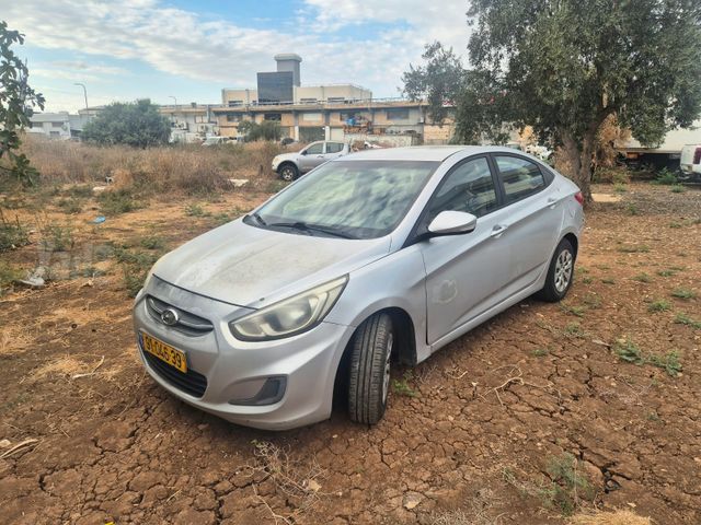 מודעת רכב יונדאי אקסנט i25