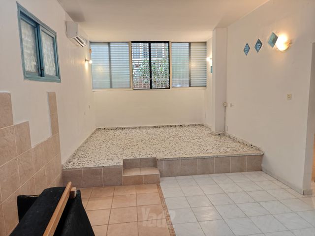 Ramat Gan, Israel 4