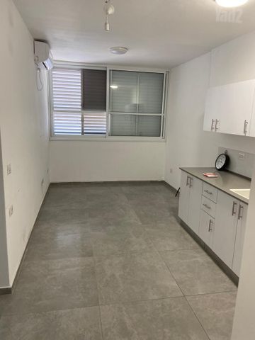 Ramat Gan, Israel 4