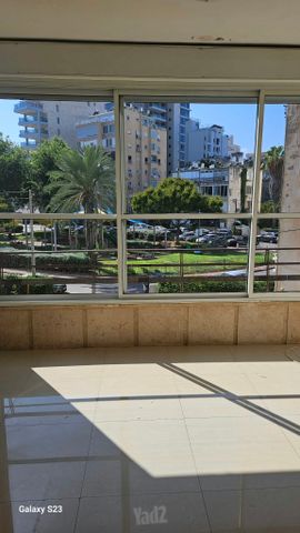 המייסדים 14
