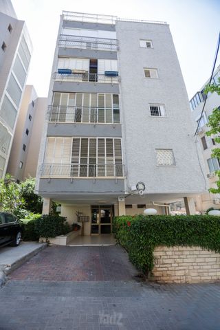 דירה, א' / צפון מזרח העיר, רחובות