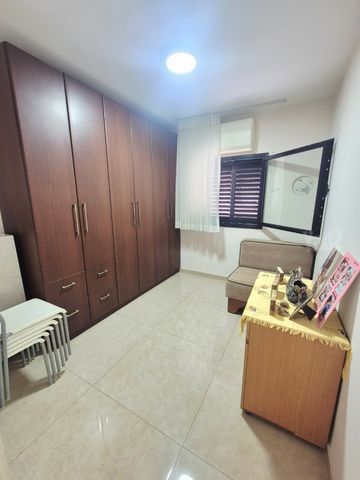 Holon, Israel 12