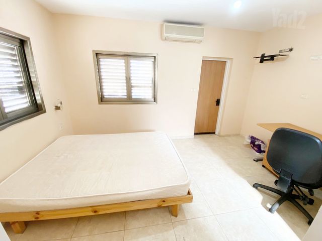 Givatayim, Israel 6