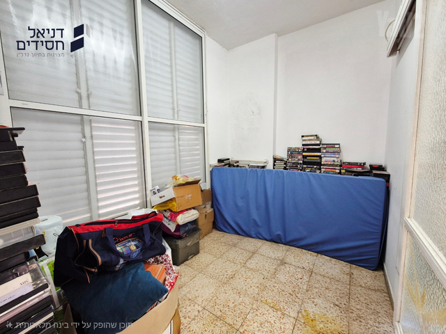 Holon, Israel 7