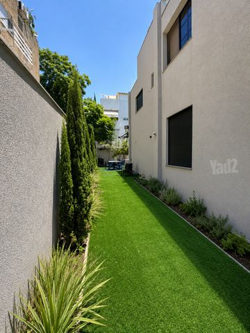 Tel Aviv-Yafo, Israel 8