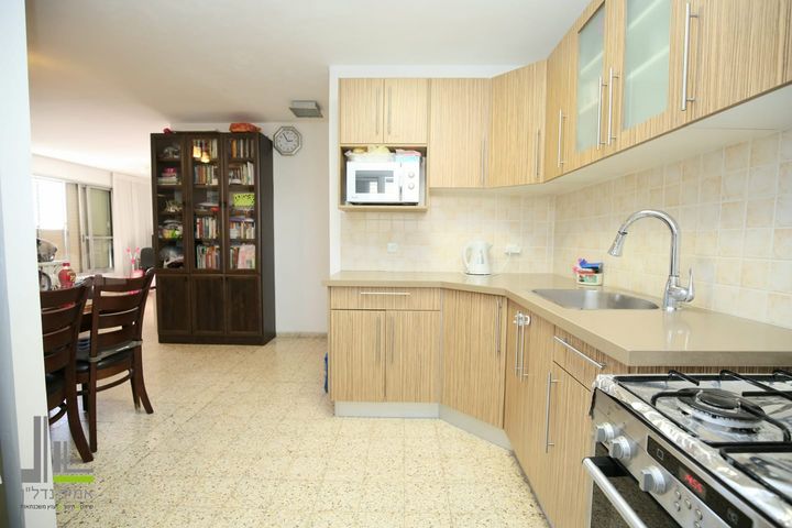 Petah Tikva, Israel 4
