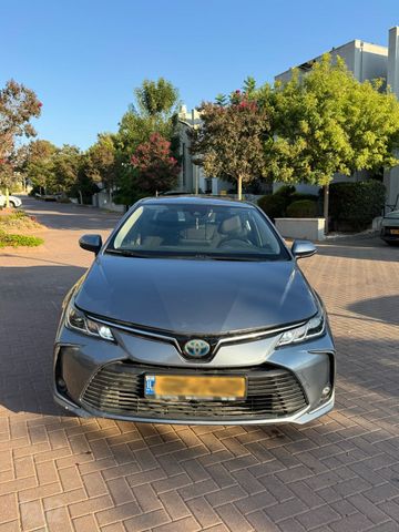 מודעת רכב טויוטה קורולה