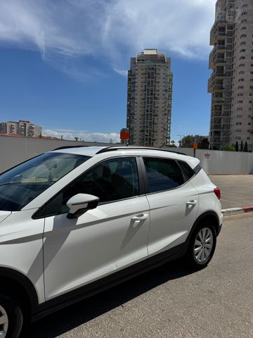 מודעת רכב סיאט ארונה