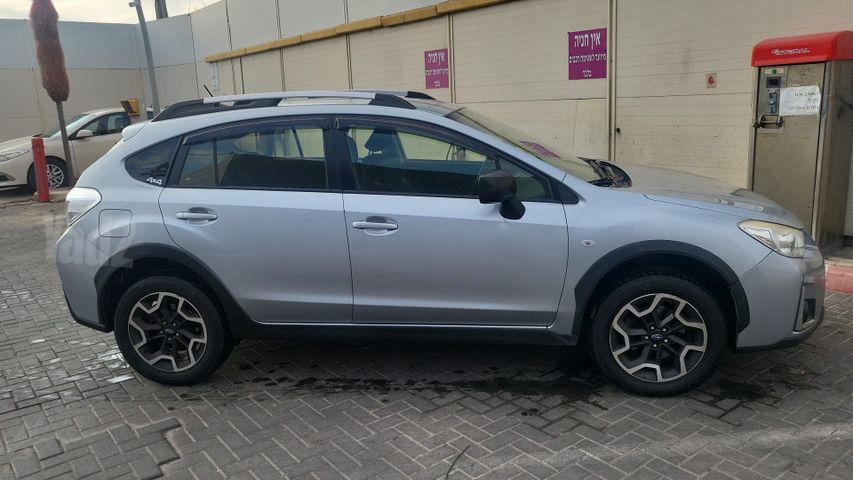 מודעת רכב סובארו XV