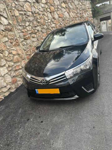 מודעת רכב טויוטה קורולה