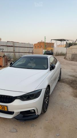 מודעת רכב ב מ וו סדרה 4