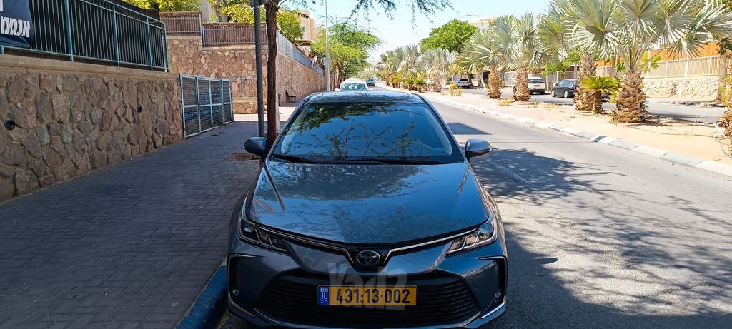 מודעת רכב טויוטה קורולה