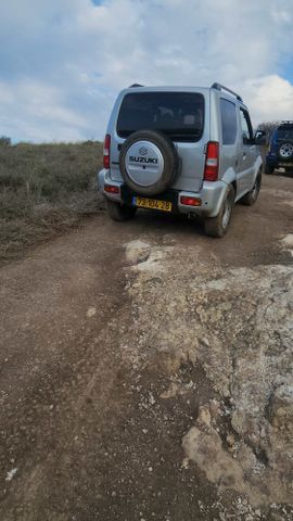 ג'ימני 4X4 JLX אוט׳ 1.3 (82 כ״ס)