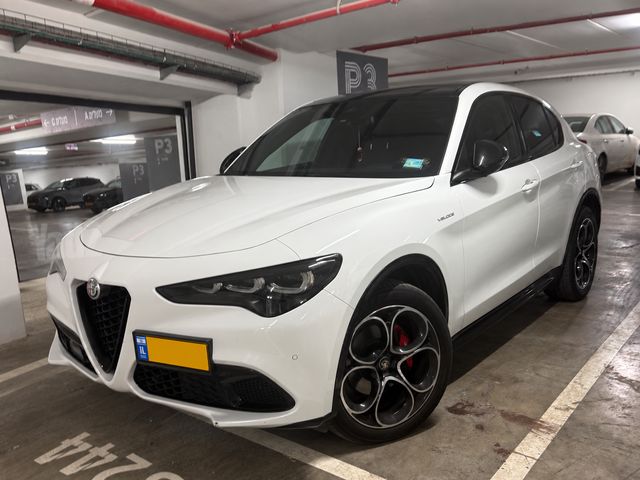 סטלביו Veloce אוט׳ 2.0 (280 כ״ס)