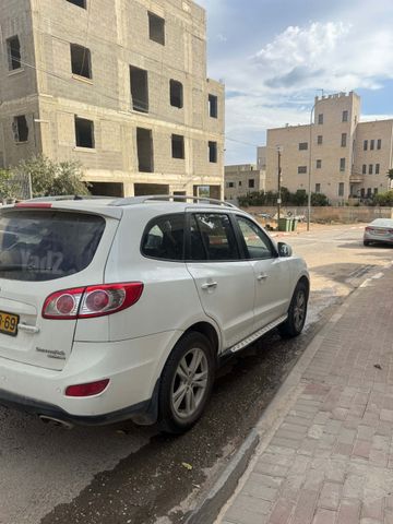 מודעת רכב יונדאי סנטה פה