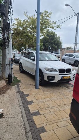 X6 30d אוט׳ 5 מק 3.0 (245 כ״ס)
