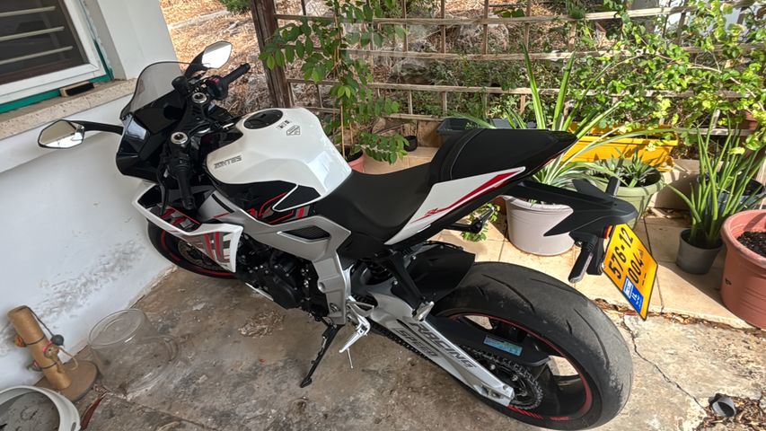 מודעת רכב זונטס 703RR