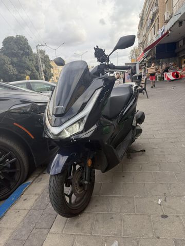 מודעת רכב הונדה PCX 125