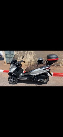 מודעת רכב פיאג'ו MP3 300 LT