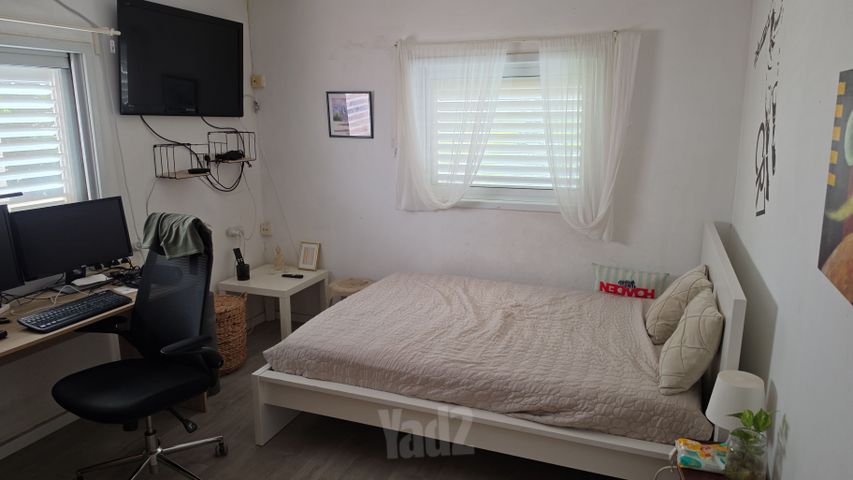 Herzliya, Israel 4
