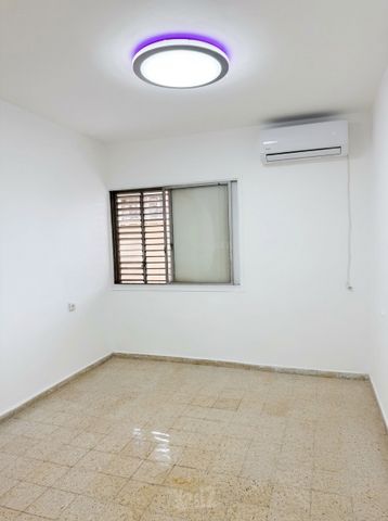 Herzliya, Israel 4