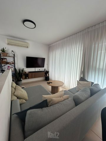 Givatayim, Israel 4