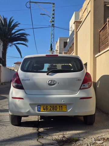 מודעת רכב יונדאי i20