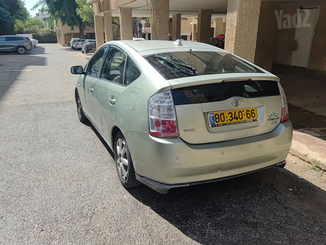 מודעת רכב טויוטה פריוס