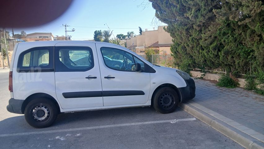 מודעת רכב סיטרואן ברלינגו 