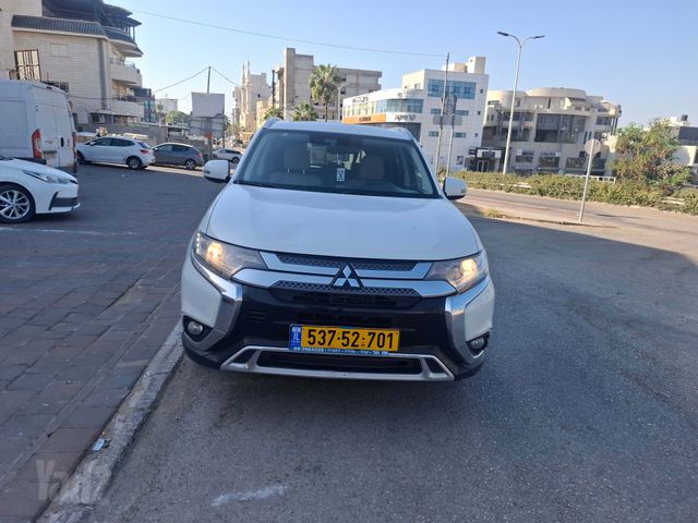 מודעת רכב מיצובישי אאוטלנדר