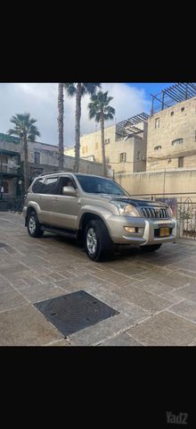 לנד קרוזר Luxury אוט׳ דיזל 8 מק 5 דל 3.0 (173 כ״ס)