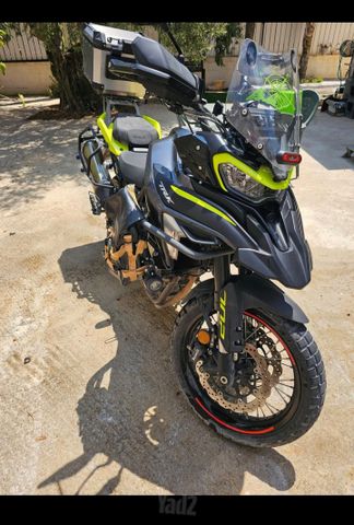 מודעת רכב בנלי TRK702X