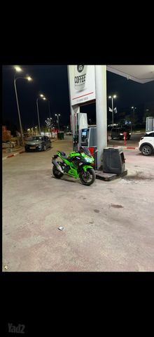 מודעת רכב קאוואסאקי נינג'ה 400