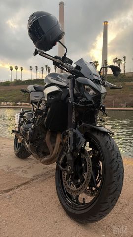 מודעת רכב קאוואסאקי Z900